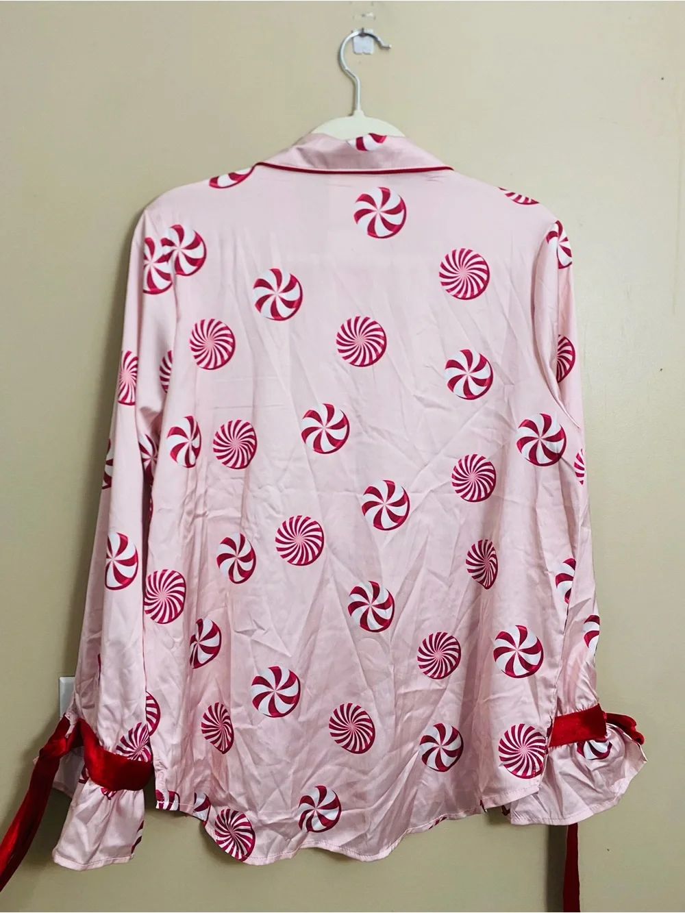 Fantastic Fawn NWT Pink & Red Peppermint Print Satin PJ Set Velvet Red Trim SM